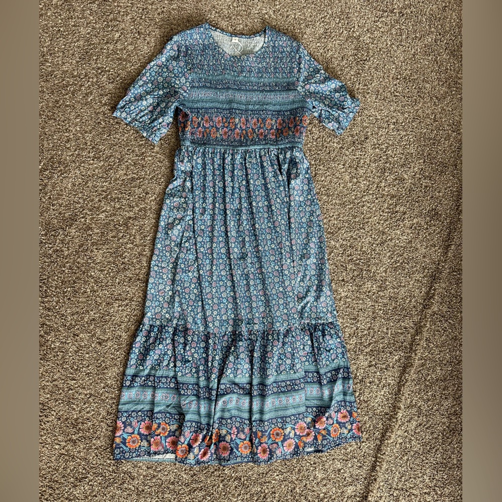 NWT Women’s Floral Dress